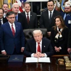 ABD tarihinin en uzun hükümet kapanması son buldu