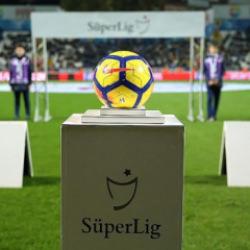 Alman devi, Süper Lig'in deneyimli teknik direktörüne talip oldu