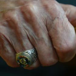 Bahçeli'nin rozeti ve yüzüğü yine dikkat çekti