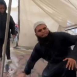 Çadırları sular altında kalan Gazzeli babanın feryadı: Sesimizi duyun