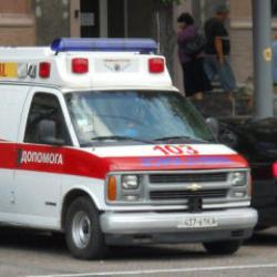 D&uuml;nyaca &uuml;nl&uuml; futbolcu kalp rahatsızlığı nedeniyle hastaneye kaldırıldı