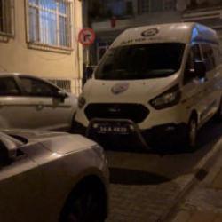 İstanbul'un orta yerinde kanlı infaz! Evinin &ouml;n&uuml;nde yaylım ateşi a&ccedil;tılar