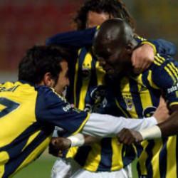 Fenerbahçe'nin eski efsanesi kulübe geri döndü