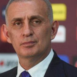 Hacıosmanoğlu: 'Mücadeleyi sahada yapalım'