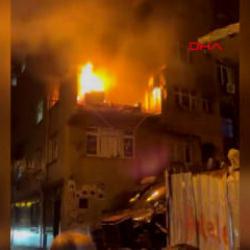   Kağıthane'de meydana gelen doğalgaz patlaması mahalleyi savaş alanına &ccedil;evirdi! 