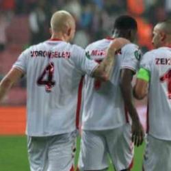 Karadeniz'de transfer çekişmesi! Trabzonspor'dan Samsunspor'un bel kemiğine kanca