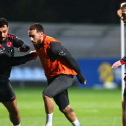 Milli Takım'dan Galatasaray'a kötü haber: Sakatlanarak oyundan çıktı