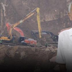 Göçük altında kalan 75 yaşındaki işçi için arama çalışması yeniden başlatıldı