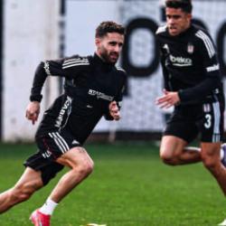 Rafa Silva bugünkü iki antrenmanı 'pas' geçti