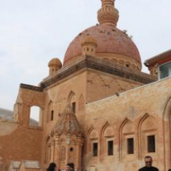 Türk saray mimarisinin Anadolu’daki temsili! Ara tatil yoğunluğu yaşanıyor