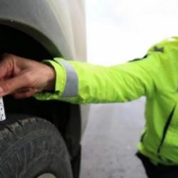 Zorunlu kış lastiği uygulaması başladı! Uymayanlara ceza yolda!