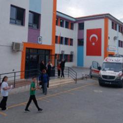 15 &ouml;ğrenci yangın t&uuml;p&uuml;ndeki kimyevi tozdan etkilendi