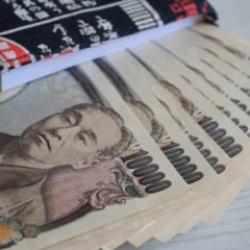 Ne altın ne dolar ne de Euro! 2026'da en çok Japon yeni kazandıracak!
