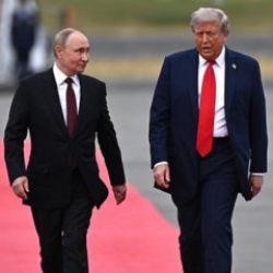 ABD'nin gizli planı: Rusya-Ukrayna savaşını bitirmek i&ccedil;in kolları sıvadı