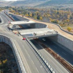 Gaziantep Büyükşehir ulaşım yatırımlarını kent genelinde sürdürüyor 