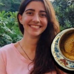 Ayben &Ouml;z&ccedil;ilingir Turtura kimdir, sağlık durumu nasıl? T&uuml;rk kahvesinden zehirlendi