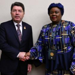 Bakan Tunç, Güney Afrikalı mevkidaşı Kubayi ile görüştü