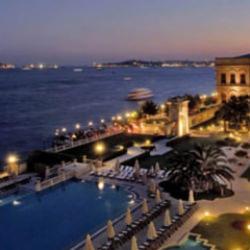 Çırağan Sarayı düğün fiyatları 2025: Sultan gibi evlenmek