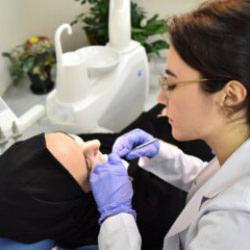 DUS artık bir kere mi yapılacak? Diş hekimi adayları sınav sayısının artırılmasını istiyor