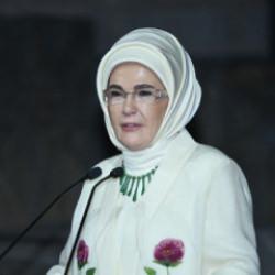 Emine Erdoğan: &lsquo;Anadolu&rsquo;dan d&uuml;nya markaları &ccedil;ıkarmak hayal değil!&rsquo;