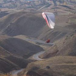 Hakkari&rsquo;nin yama&ccedil;ları artık &ccedil;ok daha renkli