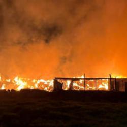İzmir&rsquo;de belediyeye ait &ccedil;&ouml;p depolama alanında yangın