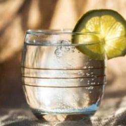 Kafede 1 dilim limon 10 TL! Ekstra ücret tartışması büyüyor