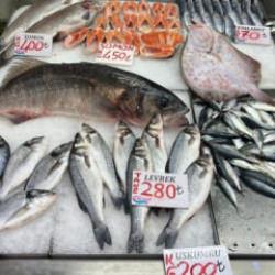 Kilosu bin liradan tezgaha indi, ilgi odağı oldu