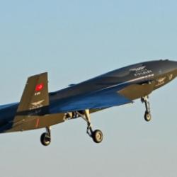 KIZILELMA'dan dünyada bir ilk! Görünmez gözü açıldı