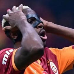 Osimhen Fenerbahçe maçında oynayacak mı? Kaç hafta yok?