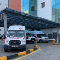 Rize'de 40 &ouml;ğrenci yedikleri yemekten zehirlenerek hastaneye kaldırıldı