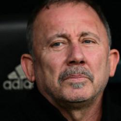 Beşiktaş tribünlerinden Sergen Yalçın'ı şok eden tezahürat!