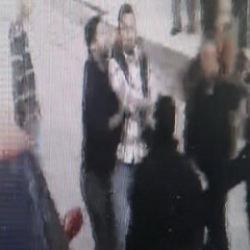 Tartıştığı kişilerden şikayet&ccedil;i olmaya gitti! İfade verdiği sırada &ouml;ld&uuml;