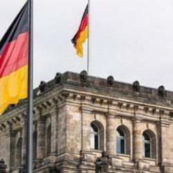 Almanya'da şirketler zayıf ekonomiyle işten çıkarmalara devam ediyor