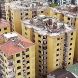  Bakan Kurum: Artık korkuyla uyumayacaklar! 8 bloklu site yeniden inşa edilecek!