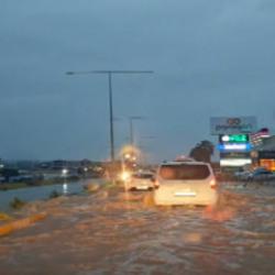 Ayvalık'ta sağanak; metrekareye 120 kilogram yağış düştü