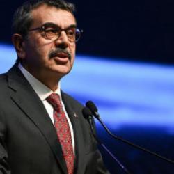 Bakan Tekin'den öğretmenlere mektup: Boynumuzun borcudur