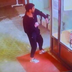 Bunu da g&ouml;rd&uuml;k: Eskişehir'de camiye yumruklu saldırı!