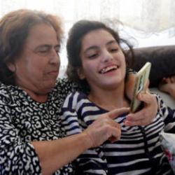 Vefası imrendirdi! Torununa 11 yıldır gözü gibi bakıyor