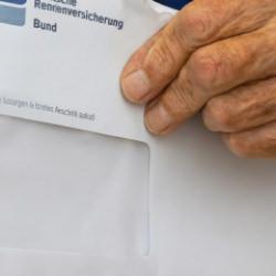 Emeklilik yaşı 70 olsun tartışması! Avrupa'da bütçe alarm veriyor, devlet katkısı patladı