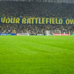 Fenerbahçe'den Galatasaray maçı için pankart