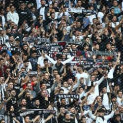 Fenerbahçe'nin eski hocası Beşiktaş'a doğru: Yardımcısı resmen açıkladı