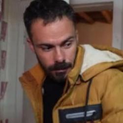 Hesabına servet geldi! G&ouml;r&uuml;nce şoke oldu! Banka &ccedil;alışanları kendinden ge&ccedil;ti