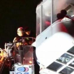 Japonya'da 123 metrelik kabus! Korku dolu 9 saat...20 kişi 123 metrede asılı kaldı!  