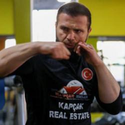 Milli kick boksçu dünya şampiyonu oldu: Finalde Hırvat rakibini devirdi