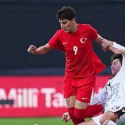 Milliler hazırlık maçında berabere kaldı!