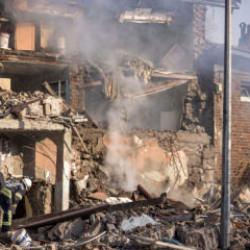 Son Dakika: Erzurum'da doğalgaz patlaması! İki katlı ev &ccedil;&ouml;kt&uuml;