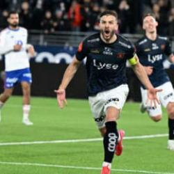 Tarihi maçta 6 gol çıktı! 34 yıl sonra 1 puan farkla şampiyon oldular