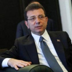 Yarısı depremden yarısı Ekrem'den