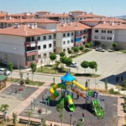 Aile yılı bitmeden Büyükşehir'den sürpriz adım: Kurasız ev verilecek! Tek şart var